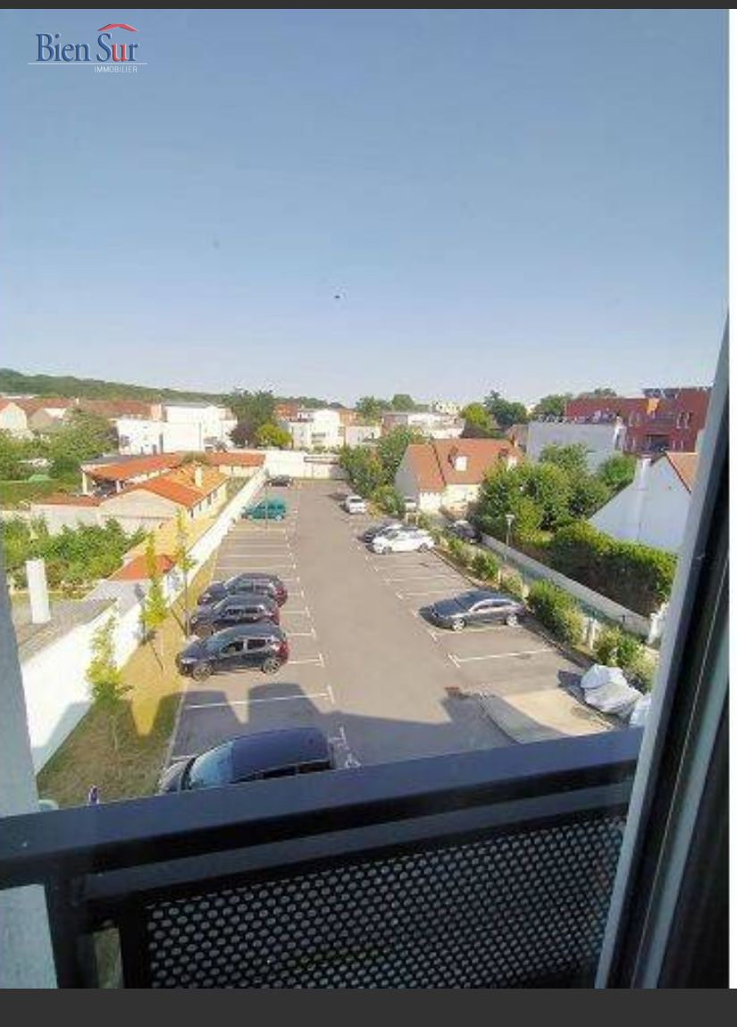 Vente Appartement 2 pièces - 65m² 91700 Sainte-genevieve-des-bois