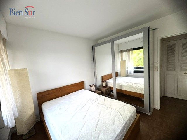 Location Appartement meublé 2 pièces - 44m² 75020 Paris