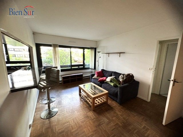 Location Appartement meublé 2 pièces - 44m² 75020 Paris
