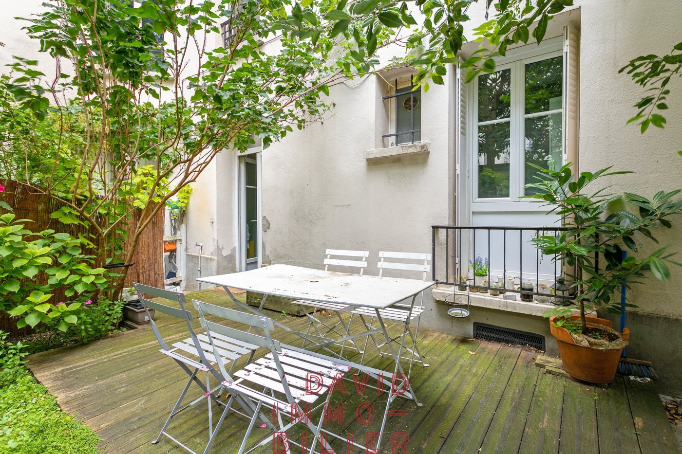 Agence immobilière de 