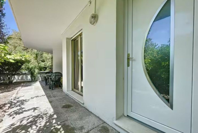 Location appartement meubléCannes 06400