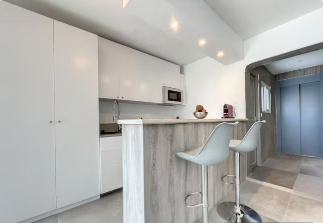 Location appartement meubléCannes 06400