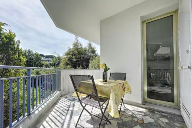 Location Appartement meubl� 5 pi�ces - 120m� 06400 Cannes
