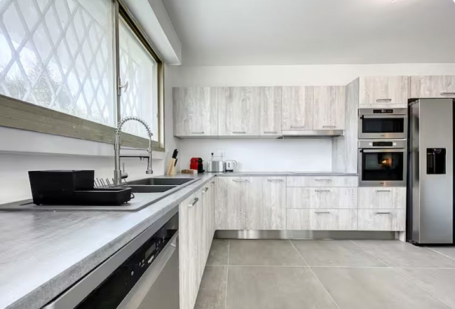 Location Appartement meubl� 5 pi�ces - 120m� 06400 Cannes