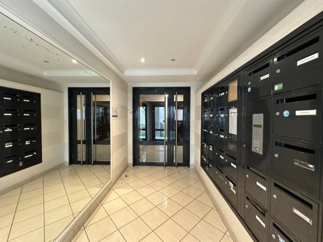Location Appartement  1 pice (studio) - 28.05m 77600 Bussy St Georges