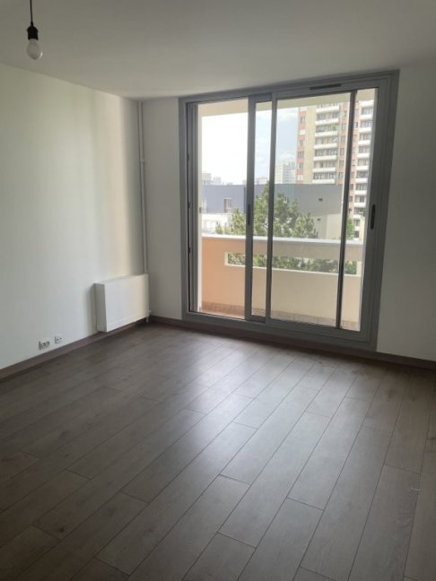 Location appartement Stains 93240