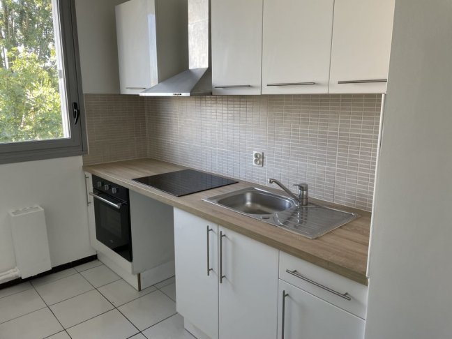 Location appartement Stains 93240