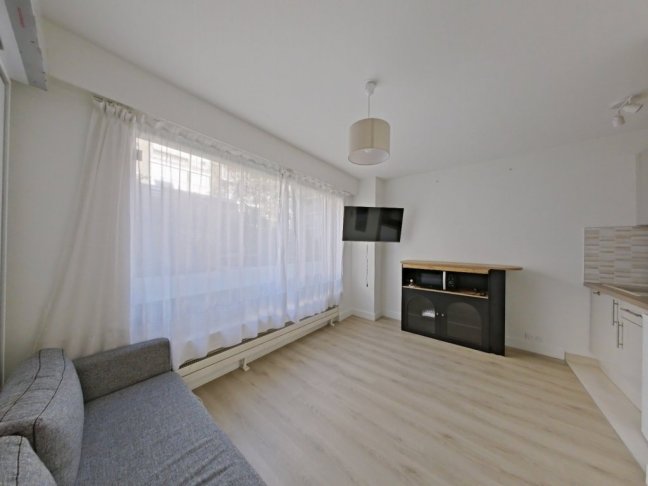 Location Appartement  1 pi�ce (studio) - 18.32m� 75015 Paris 15eme Arrondissement