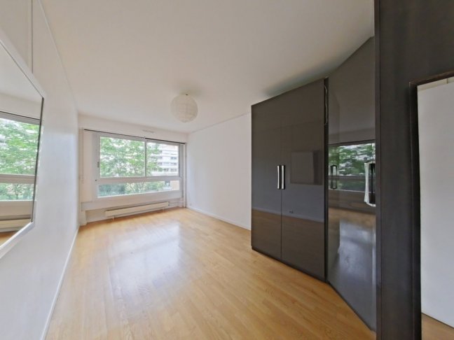 Location Appartement  4 pices - 94.06m 75015 Paris 15eme Arrondissement