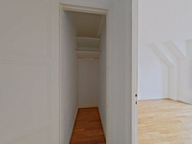 Location Appartement  2 pi�ces - 41.68m� 75017 Paris 17eme Arrondissement