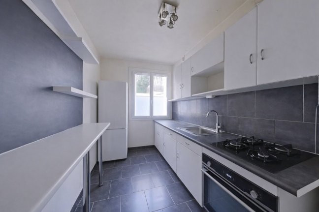 Location Appartement  4 pi�ces - 80.43m� 92150 Suresnes