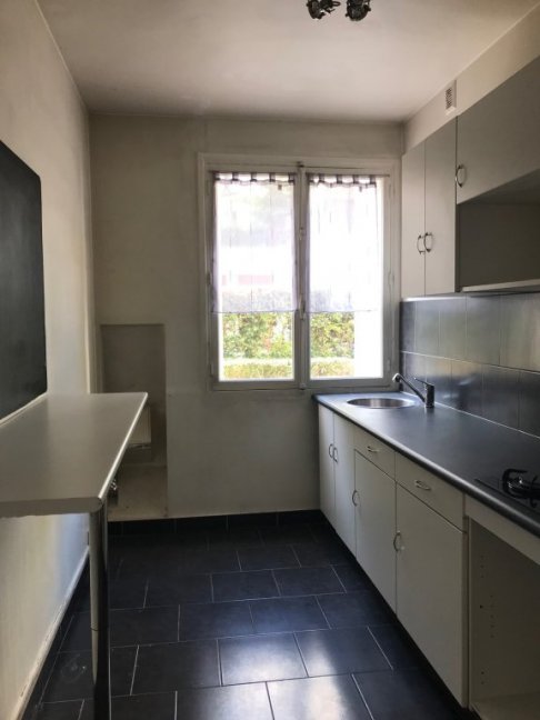 Location Appartement  4 pi�ces - 80.43m� 92150 Suresnes