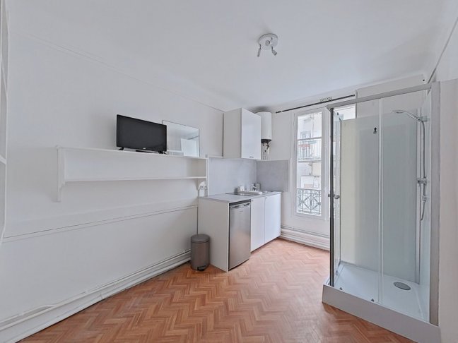 Location Appartement  1 pi�ce (studio) - 9.19m� 75015 Paris 15eme Arrondissement