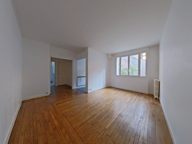 Location Appartement  2 pi�ces - 51.69m� 75017 Paris 17eme Arrondissement