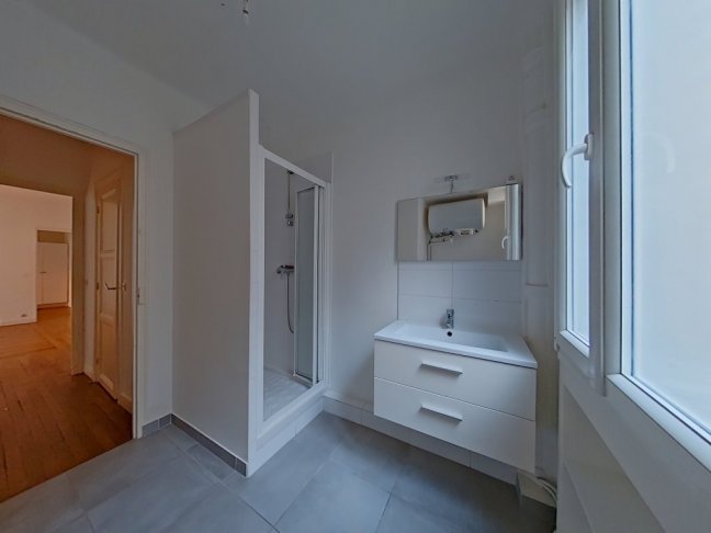 Location Appartement  2 pi�ces - 51.69m� 75017 Paris 17eme Arrondissement