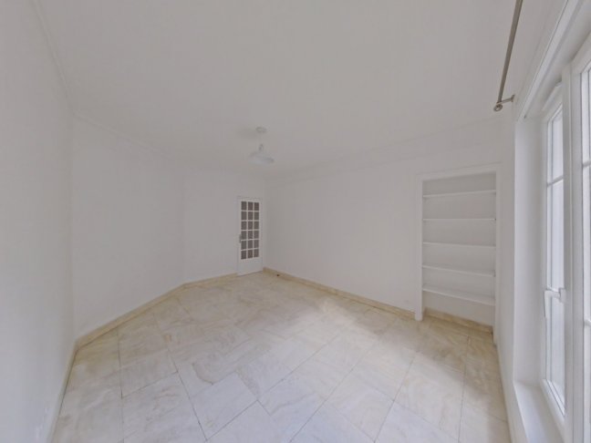 Location Appartement  3 pi�ces - 76.39m� 75011 Paris 11eme Arrondissement