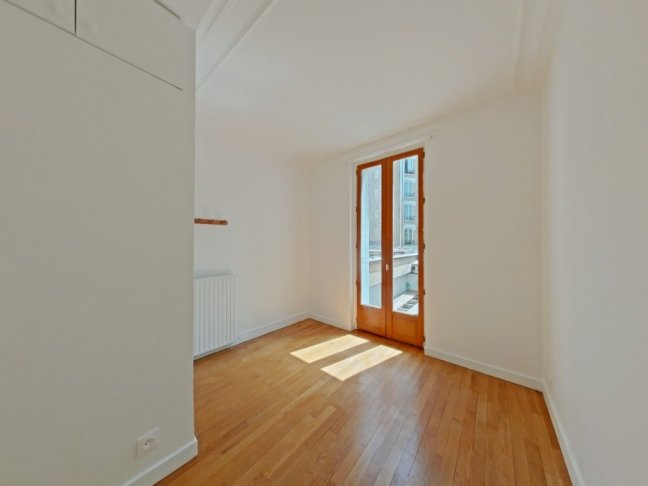 Location Appartement  2 pi�ces - 56.37m� 75015 Paris 15eme Arrondissement