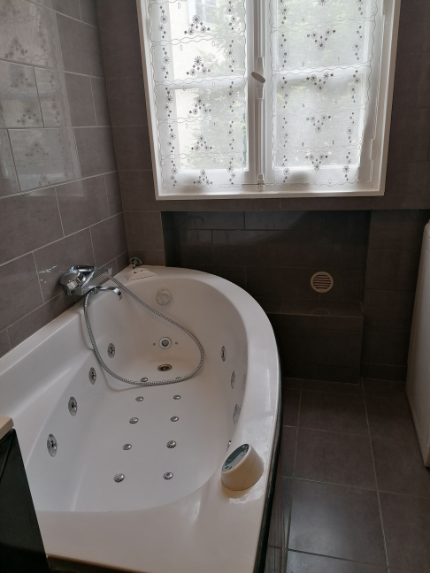 Location appartement meubléParis 75017