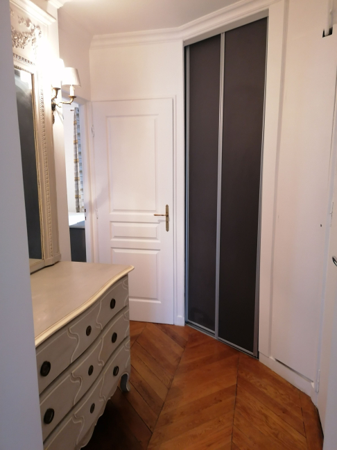 Location appartement meubléParis 75017