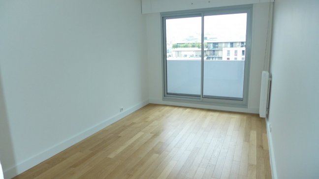 Location Appartement  5 pices - 110m 75015 Paris