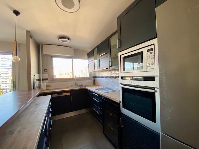 Location Appartment  3 rooms - 65sqm 75015 Paris