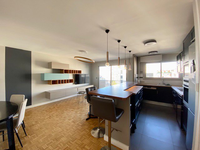 Location Appartment  3 rooms - 65sqm 75015 Paris