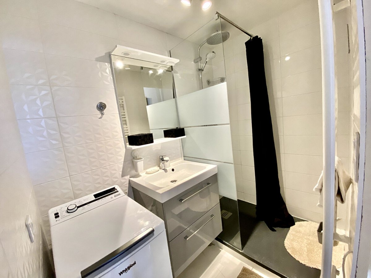 Location Appartment  2 rooms - 39sqm 75015 Paris
