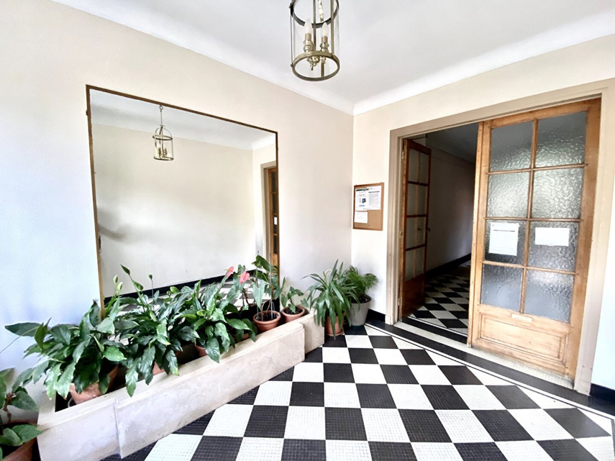 Location Appartment  2 rooms - 39sqm 75015 Paris