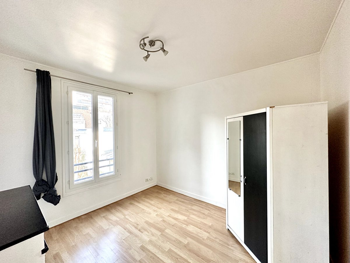 Location Appartment  2 rooms - 23sqm 75015 Paris