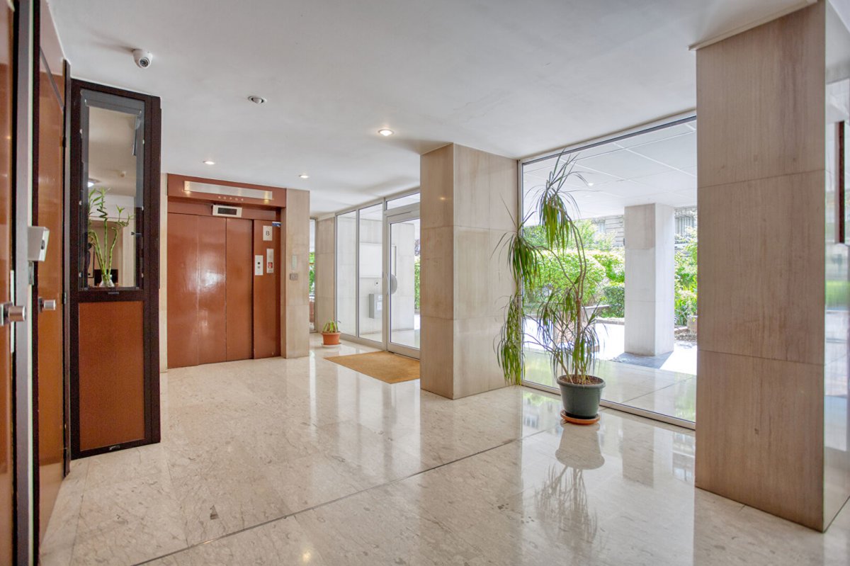 Vente Appartement  2 pièces - 39m² 75015 Paris