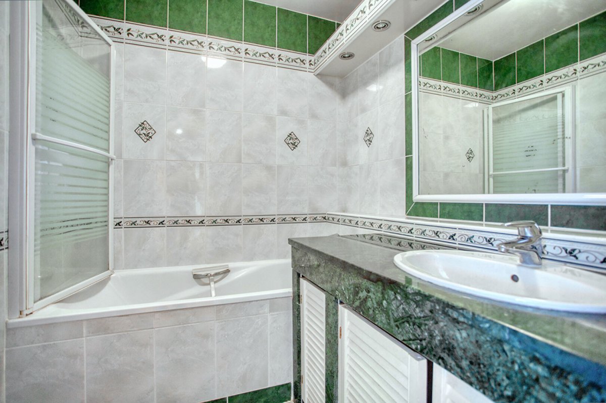 Vente Appartement  2 pièces - 54m² 75015 Paris