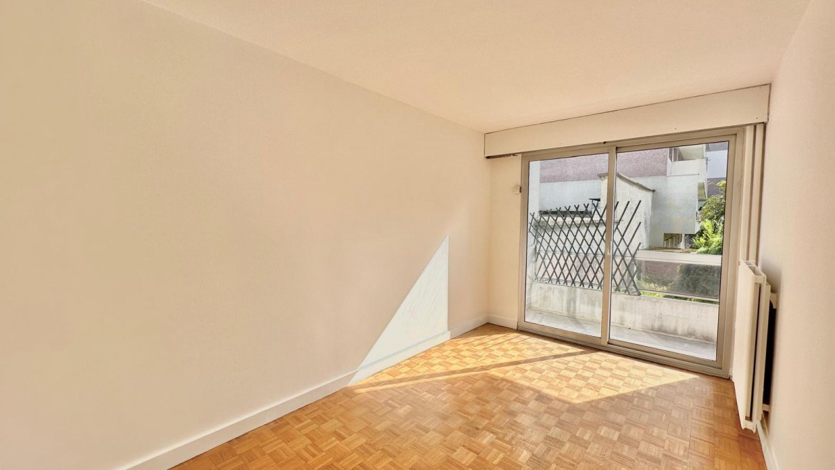 Vente Appartement  4 pièces - 92m² 75015 Paris