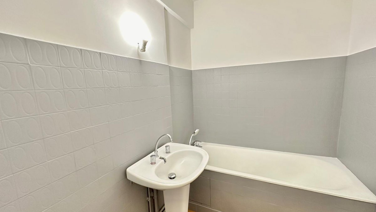 Vente Appartement  4 pièces - 92m² 75015 Paris