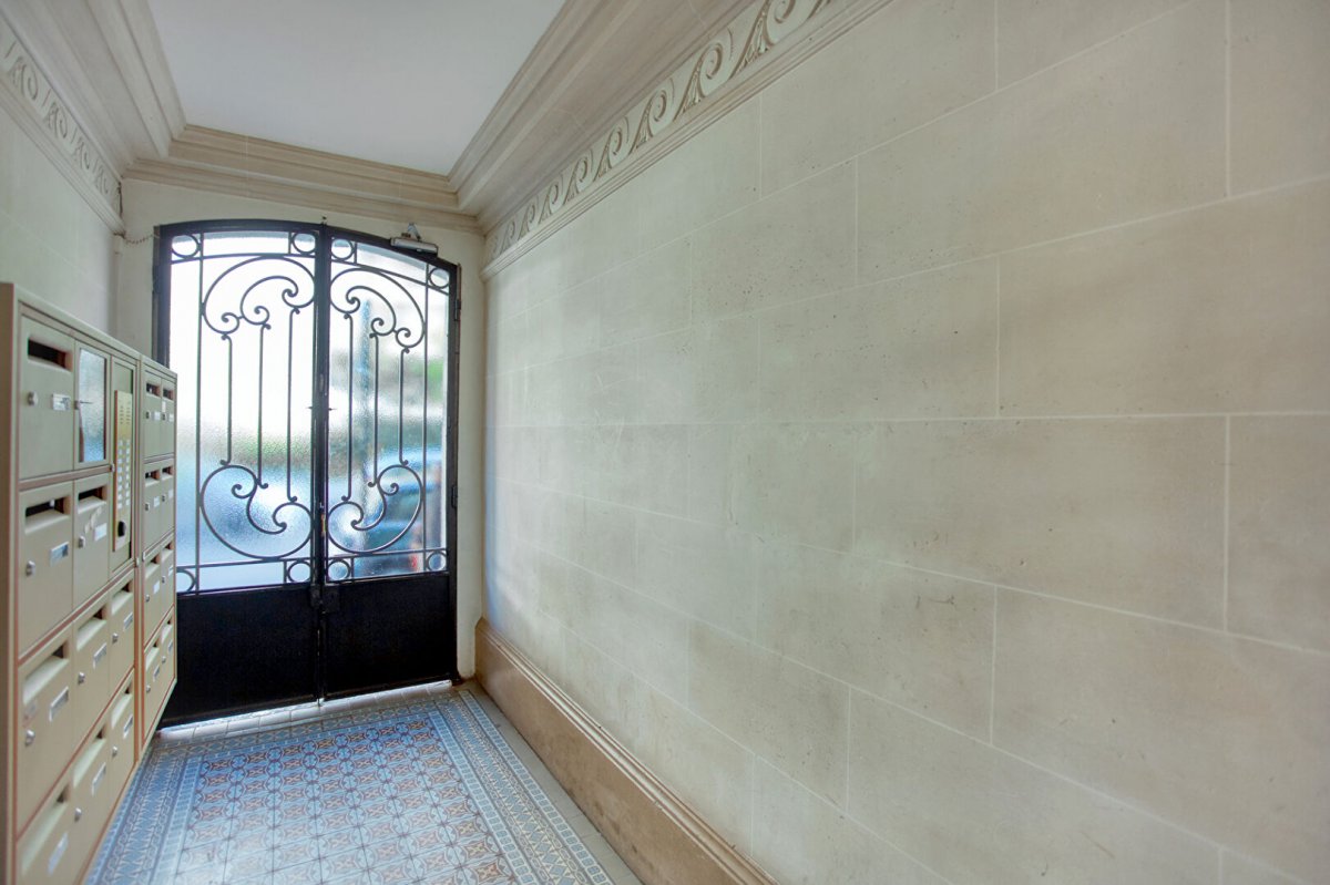 Vente Appartement  3 pièces - 56m² 75015 Paris