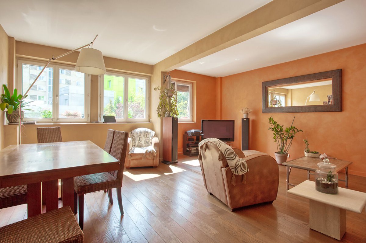 Vente Appartement  5 pièces - 111m² 75015 Paris