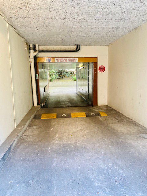 Vente Parking  - 0m² 75015 Paris