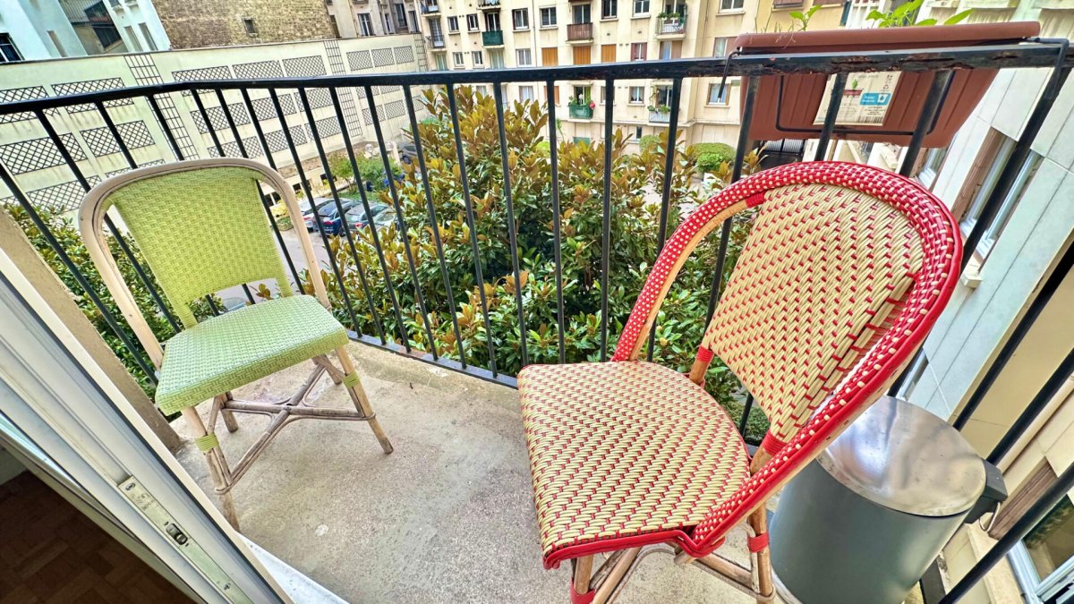 Location Appartement  4 pièces - 71m² 75015 Paris