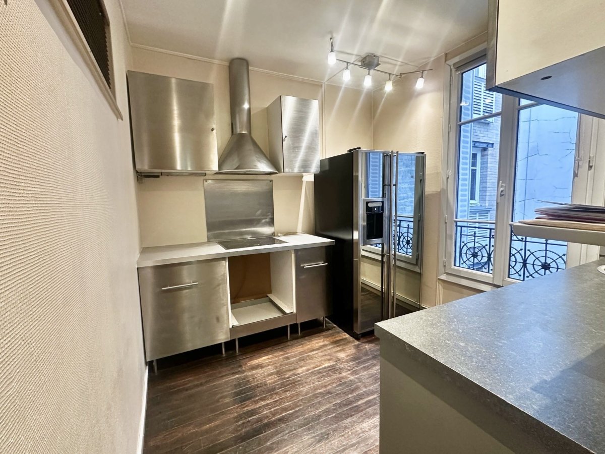 Location Appartement  2 pièces - 46.08m² 75015 Paris