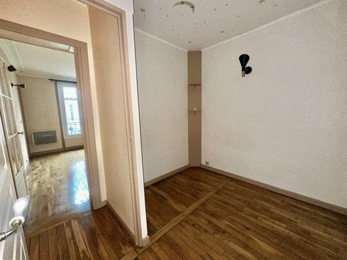 Location Appartement  2 pièces - 46.08m² 75015 Paris
