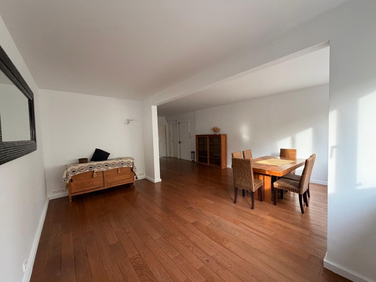 Vente Appartement  5 pièces - 111m² 75015 Paris