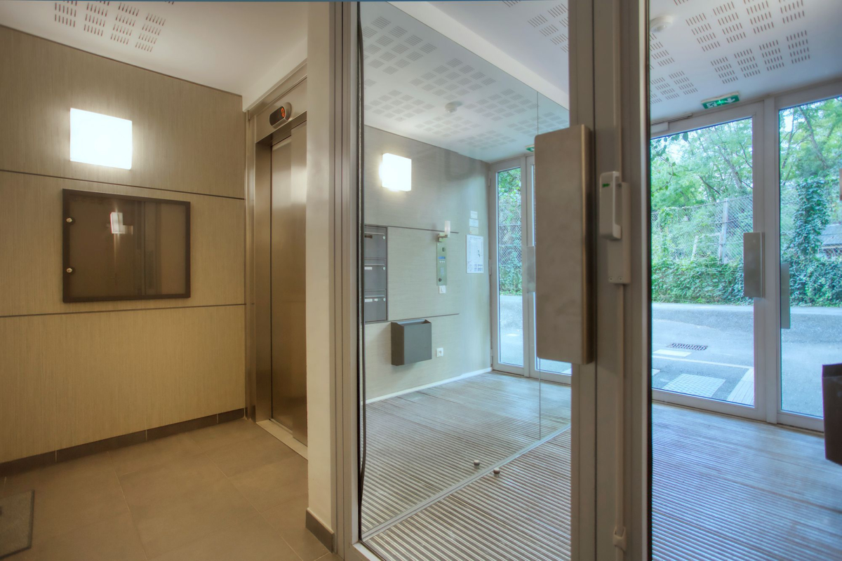 Vente Appartement  4 pièces - 103m² 75015 Paris