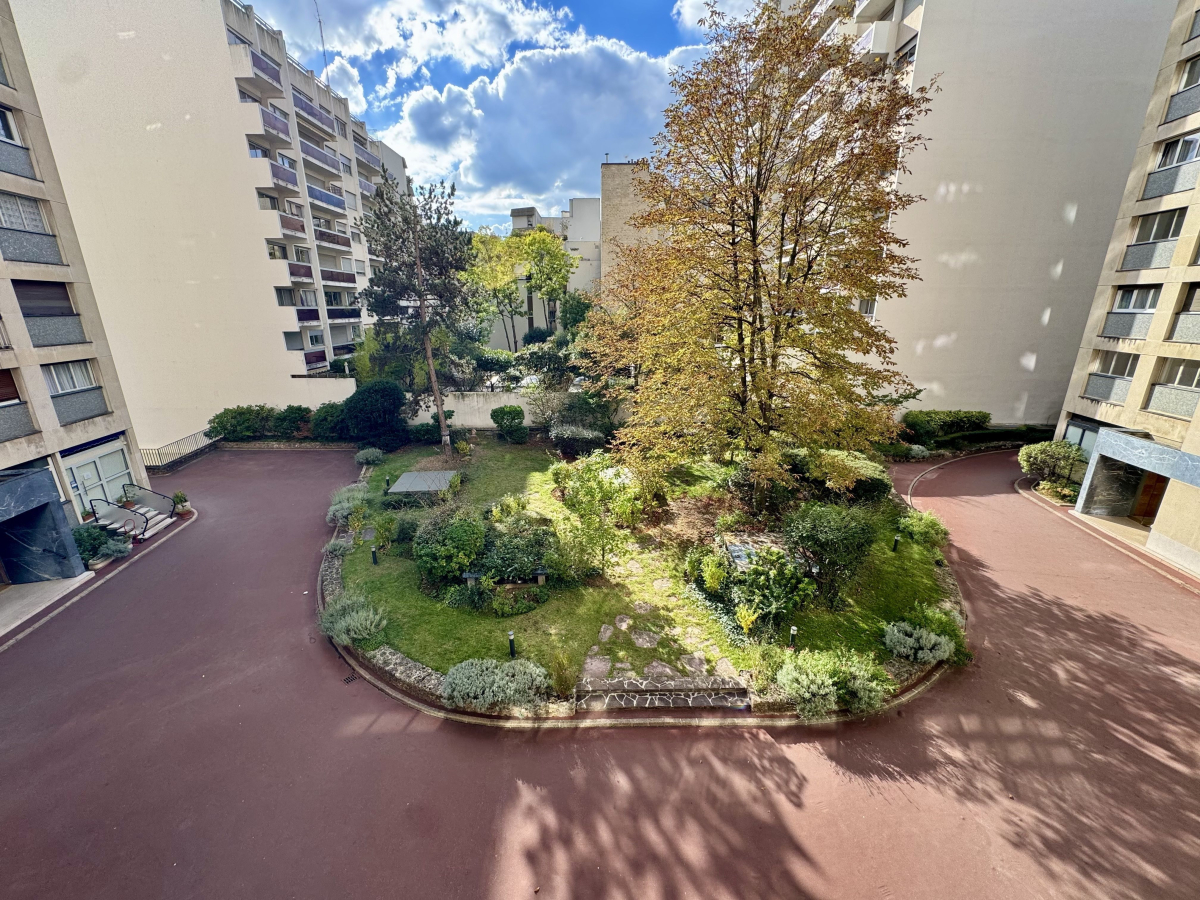 Vente Appartement  4 pièces - 85m² 75015 Paris