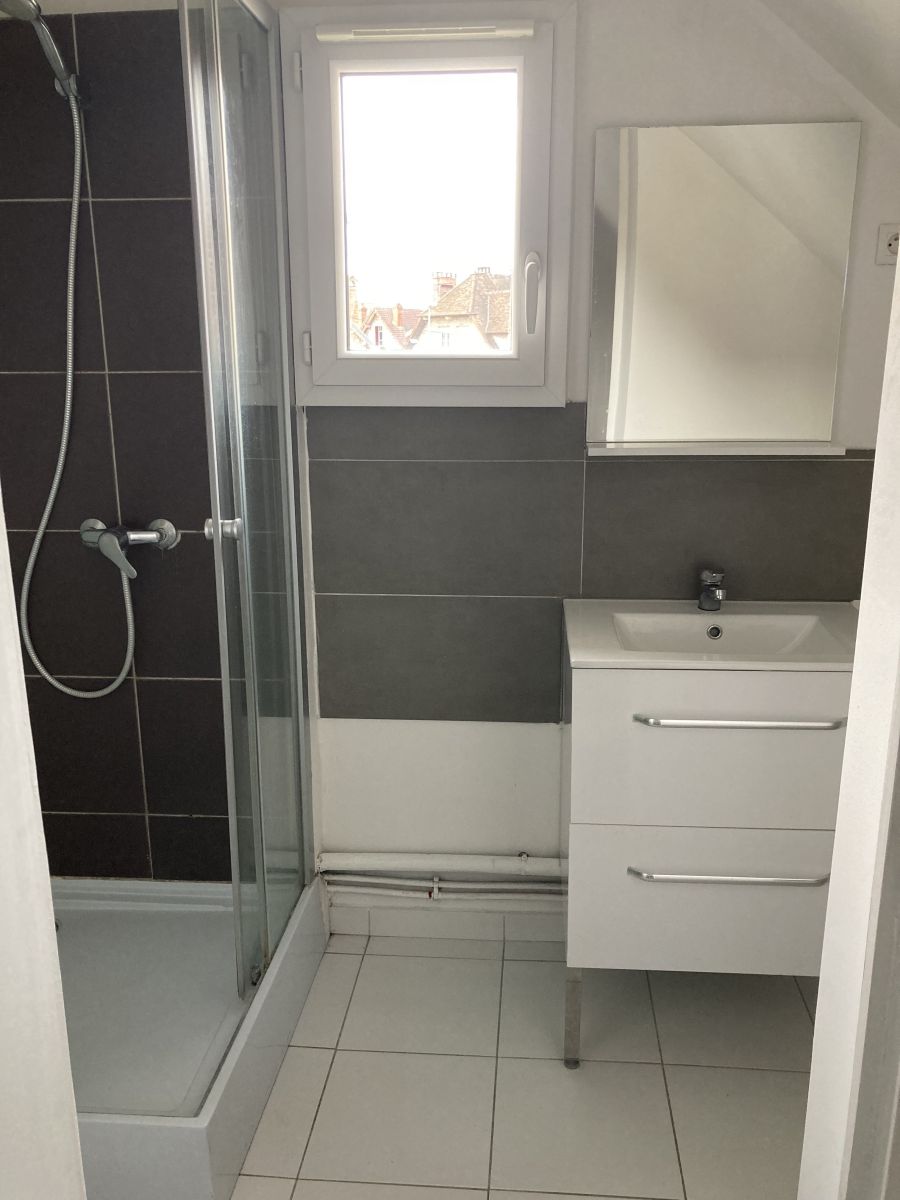 Location Appartement  2 pi�ces - 42.78m� 95600 Eaubonne