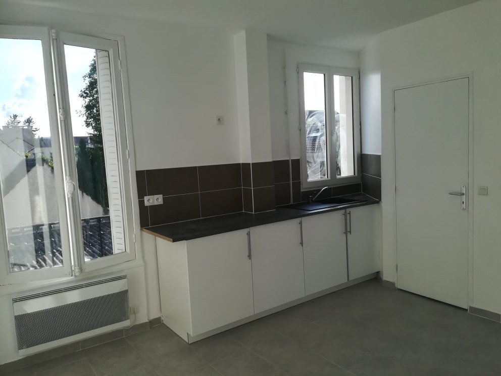 Location Appartement  3 pices - 41.8m 95100 Argenteuil