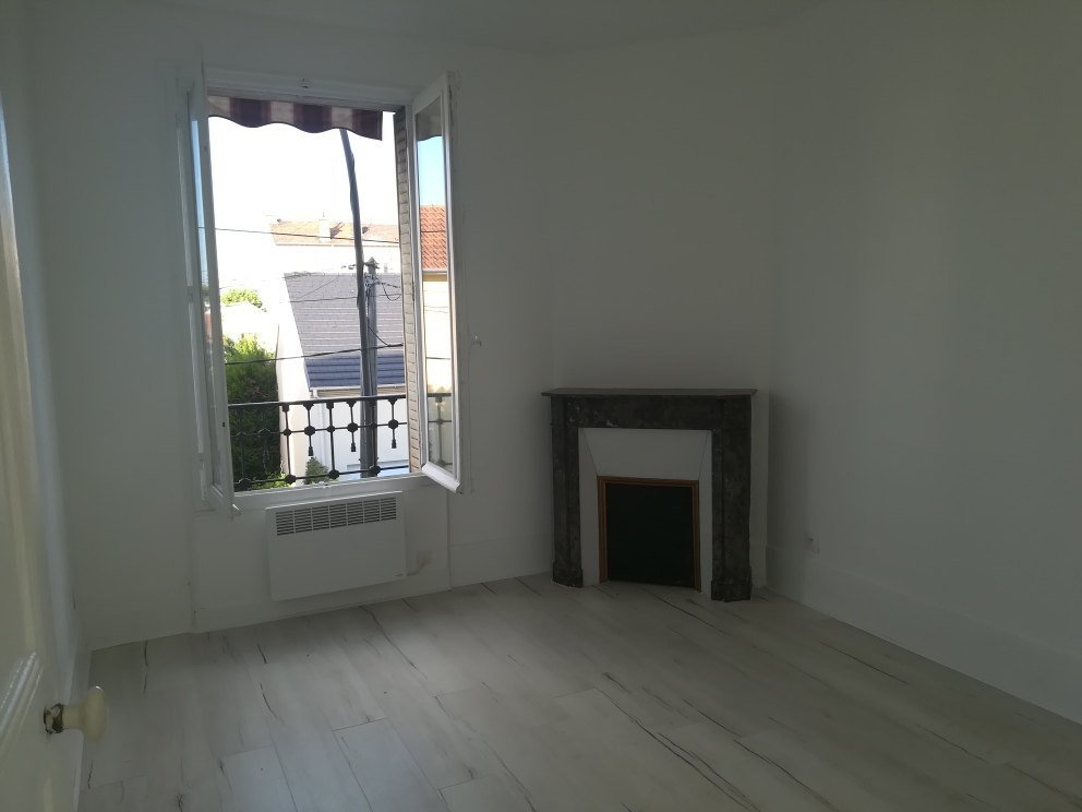 Location Appartement  3 pices - 41.8m 95100 Argenteuil