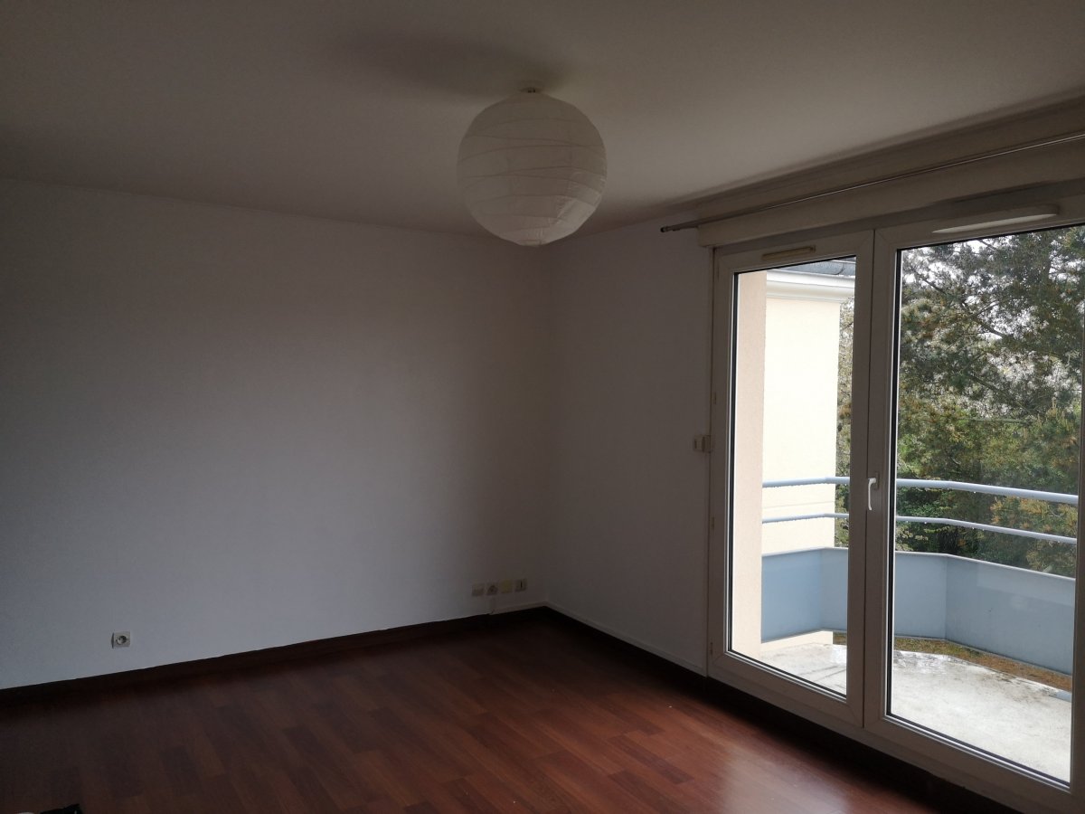 Location Appartement  1 pice (studio) - 25.5m 95330 Domont