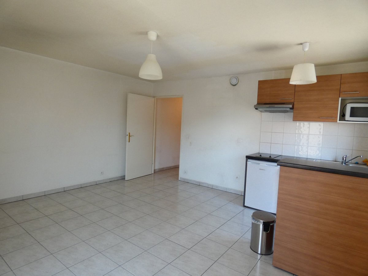 Location Appartement  2 pices - 42.8m 95200 Sarcelles