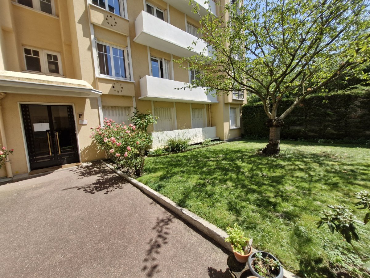 Vente Appartement  3 pices - 62m 95160 Montmorency