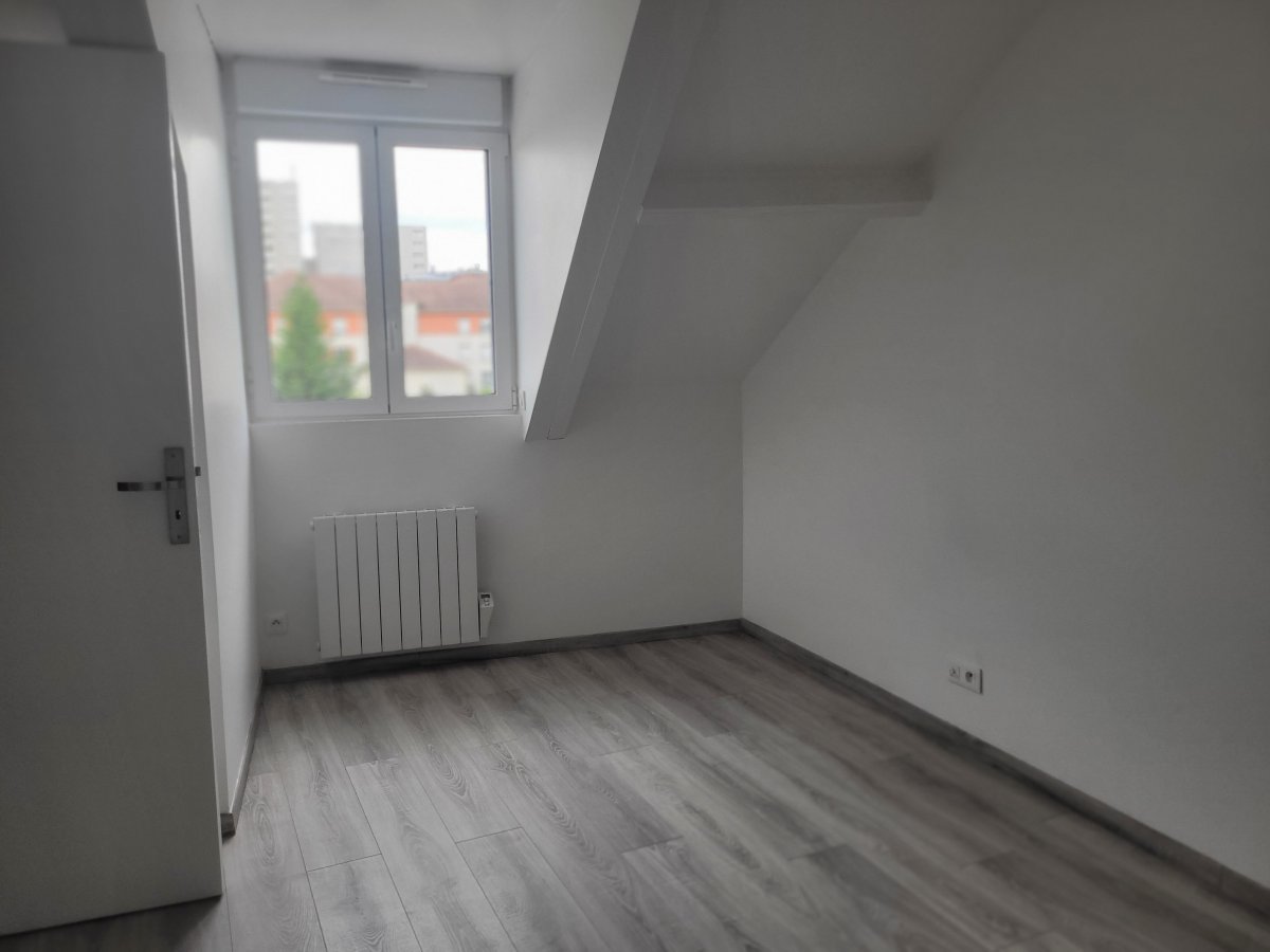 Location Appartement  2 pices - 30.97m 95360 Montmagny