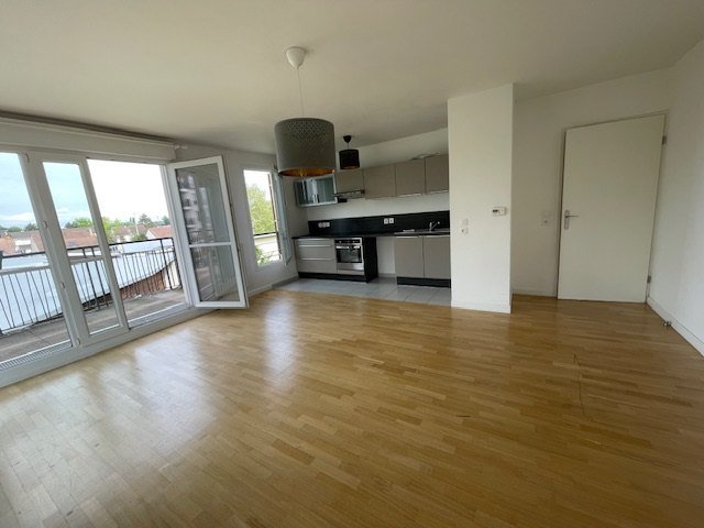 Location Appartement  3 pices - 60m 95120 Ermont